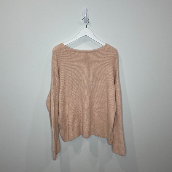 Treasure & Bond Ribbed Pale Pink V-Neck Sweater - Picture 6 of 6